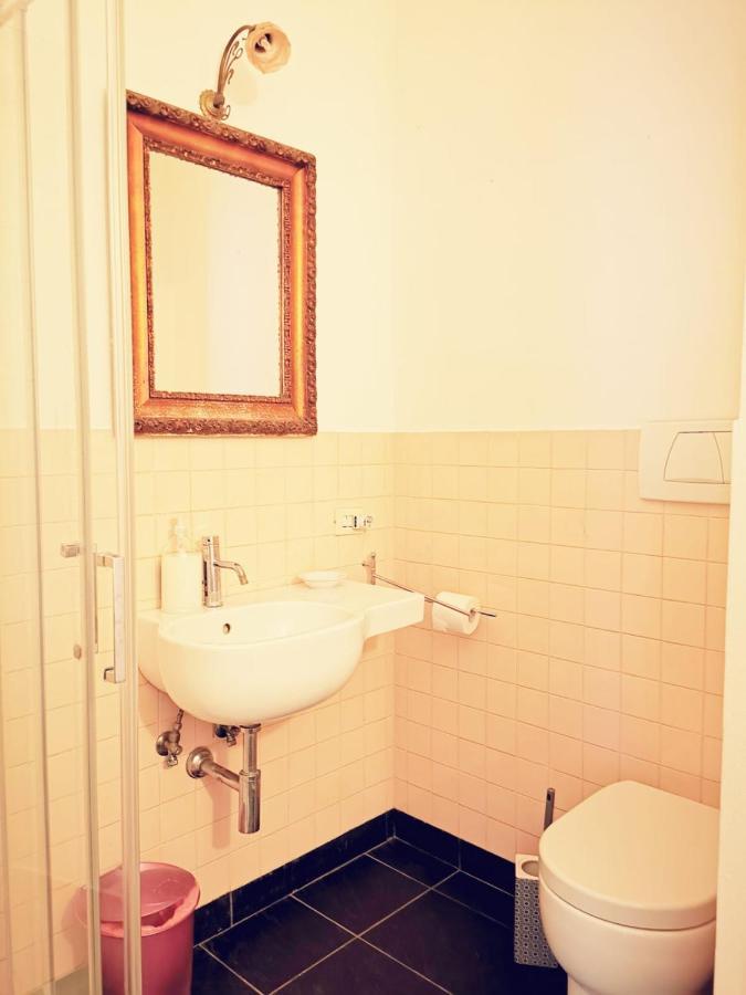 Bed and Breakfast Cinema House Roma Exterior foto