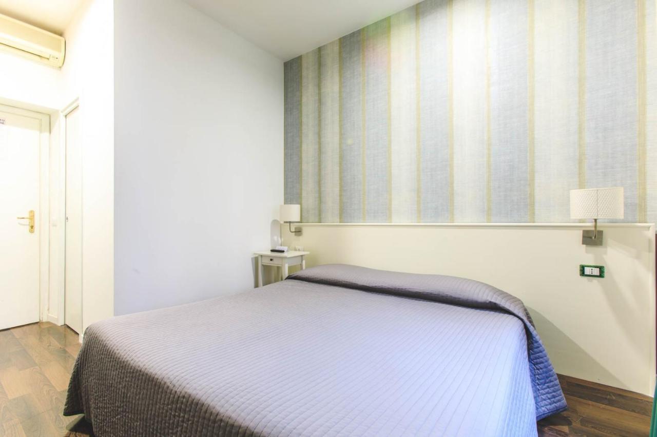 Bed and Breakfast Cinema House Roma Exterior foto